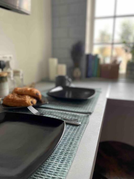 One Bedroom Putney Village Flat Лондон Экстерьер фото